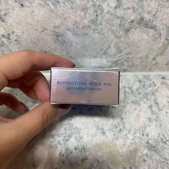 Avon Rose Pin - Picture 5 of 6